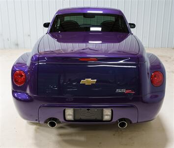 2004 Chevrolet SSR LS   - Photo 7 - Sylvania, OH 43560