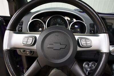 2004 Chevrolet SSR LS   - Photo 17 - Sylvania, OH 43560