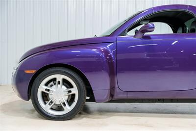 2004 Chevrolet SSR LS   - Photo 3 - Sylvania, OH 43560