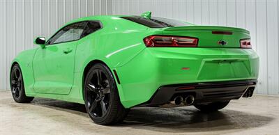 2017 Chevrolet Camaro LT - Photo 5 - Sylvania, OH 43560