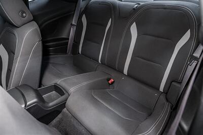 2017 Chevrolet Camaro LT - Photo 10 - Sylvania, OH 43560