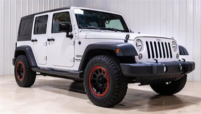 2016 Jeep Wrangler Unlimited Sport   - Photo 1 - Sylvania, OH 43560