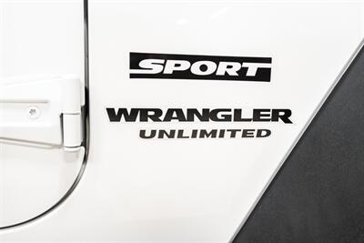 2016 Jeep Wrangler Unlimited Sport   - Photo 19 - Sylvania, OH 43560