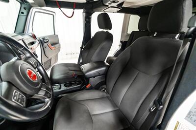2016 Jeep Wrangler Unlimited Sport   - Photo 10 - Sylvania, OH 43560