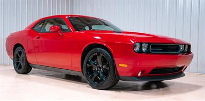 2013 Dodge Challenger SXT  Plus - Photo 1 - Sylvania, OH 43560