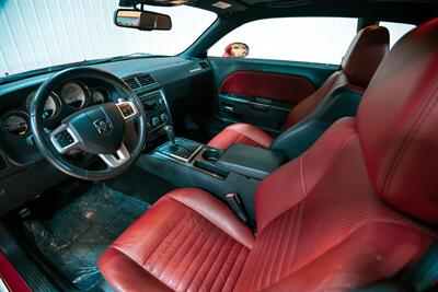 2013 Dodge Challenger SXT  Plus - Photo 14 - Sylvania, OH 43560
