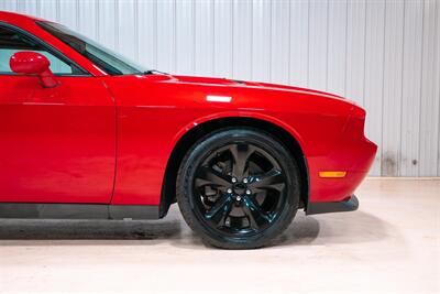 2013 Dodge Challenger SXT  Plus - Photo 10 - Sylvania, OH 43560
