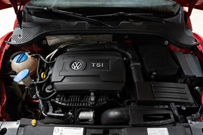 2014 Volkswagen Beetle-Classic R-Line PZEV - Photo 17 - Sylvania, OH 43560
