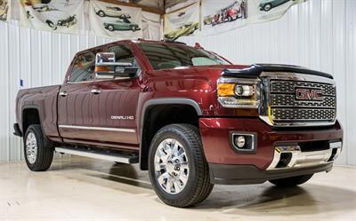 2017 GMC Sierra 2500 Denali   - Photo 1 - Sylvania, OH 43560