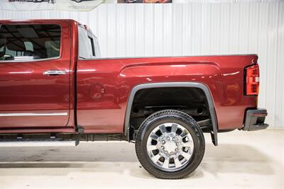 2017 GMC Sierra 2500 Denali   - Photo 4 - Sylvania, OH 43560