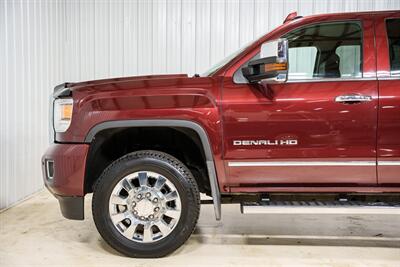 2017 GMC Sierra 2500 Denali   - Photo 3 - Sylvania, OH 43560
