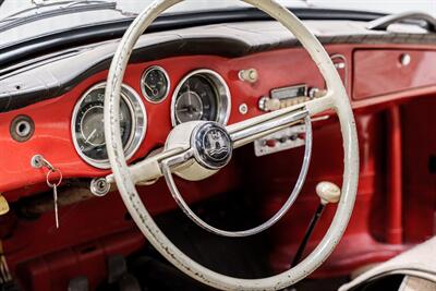 1961 Volkswagen Karmann Ghia Ghia   - Photo 9 - Sylvania, OH 43560
