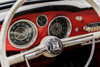 1961 Volkswagen Karmann Ghia Ghia   - Photo 11 - Sylvania, OH 43560
