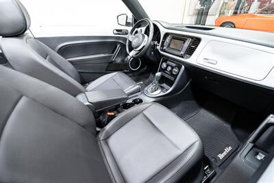 2017 Volkswagen Beetle Convertible 1.8T S   - Photo 22 - Sylvania, OH 43560