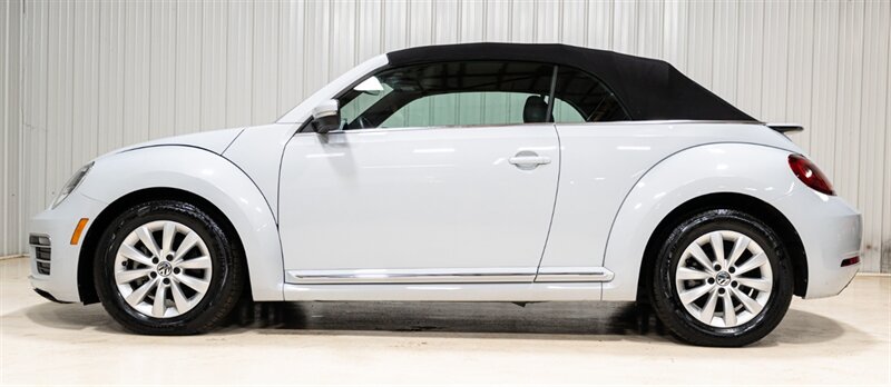 2017 Volkswagen Beetle Convertible 1.8T S  