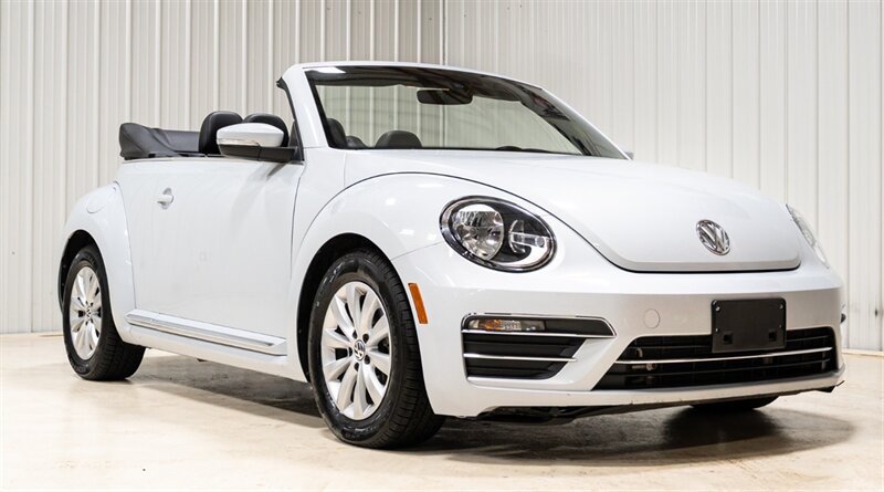 2017 Volkswagen Beetle Convertible 1.8T S  