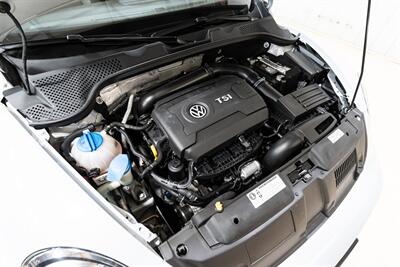 2017 Volkswagen Beetle Convertible 1.8T S   - Photo 25 - Sylvania, OH 43560
