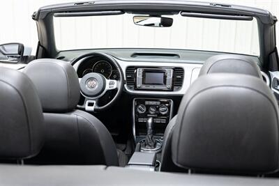 2017 Volkswagen Beetle Convertible 1.8T S   - Photo 17 - Sylvania, OH 43560