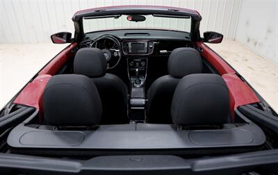 2017 Volkswagen Beetle Convertible 1.8T S Pink Edition - Photo 15 - Sylvania, OH 43560