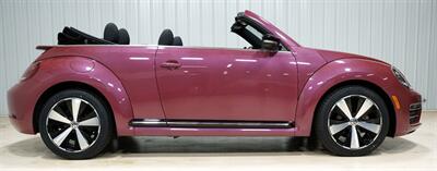 2017 Volkswagen Beetle Convertible 1.8T S Pink Edition - Photo 17 - Sylvania, OH 43560