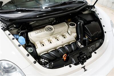 2010 Volkswagen New Beetle Convertible - Photo 29 - Sylvania, OH 43560