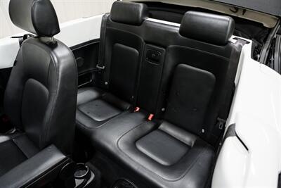 2010 Volkswagen New Beetle Convertible - Photo 11 - Sylvania, OH 43560