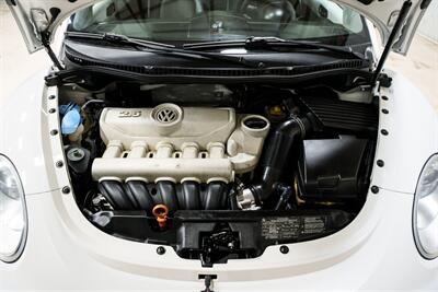 2010 Volkswagen New Beetle Convertible - Photo 28 - Sylvania, OH 43560