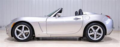 2008 Saturn Sky   - Photo 11 - Sylvania, OH 43560