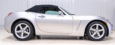 2008 Saturn Sky   - Photo 8 - Sylvania, OH 43560