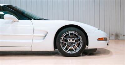 2000 Chevrolet Corvette   - Photo 15 - Sylvania, OH 43560