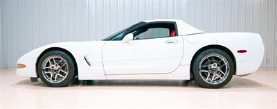 2000 Chevrolet Corvette   - Photo 2 - Sylvania, OH 43560