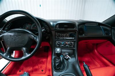 2000 Chevrolet Corvette   - Photo 22 - Sylvania, OH 43560
