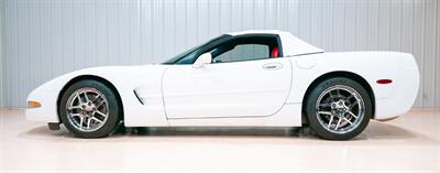 2000 Chevrolet Corvette   - Photo 2 - Sylvania, OH 43560