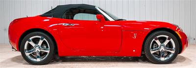2007 Pontiac Solstice - Photo 11 - Sylvania, OH 43560