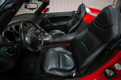 2007 Pontiac Solstice - Photo 16 - Sylvania, OH 43560