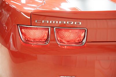 2010 Chevrolet Camaro SS   - Photo 19 - Sylvania, OH 43560