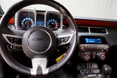 2010 Chevrolet Camaro SS   - Photo 11 - Sylvania, OH 43560