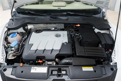 2013 Volkswagen Beetle Convertible TDI   - Photo 24 - Sylvania, OH 43560
