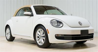 2013 Volkswagen Beetle Convertible TDI   - Photo 18 - Sylvania, OH 43560