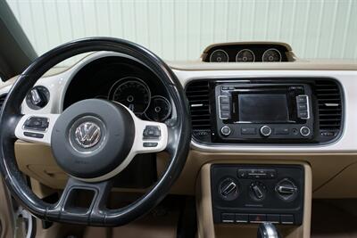2013 Volkswagen Beetle Convertible TDI   - Photo 13 - Sylvania, OH 43560