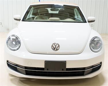 2013 Volkswagen Beetle Convertible TDI   - Photo 19 - Sylvania, OH 43560
