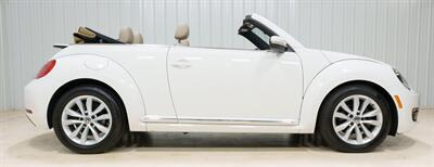 2013 Volkswagen Beetle Convertible TDI   - Photo 14 - Sylvania, OH 43560