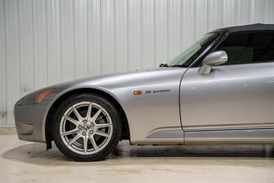 2000 Honda S2000   - Photo 3 - Sylvania, OH 43560