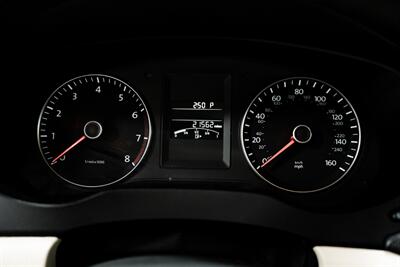 2013 Volkswagen Jetta SE PZEV   - Photo 14 - Sylvania, OH 43560
