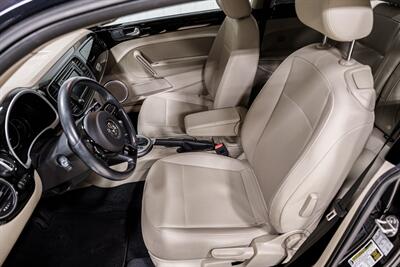 2018 Volkswagen Beetle-Classic 2.0T SE   - Photo 10 - Sylvania, OH 43560