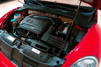 2017 Volkswagen Beetle Convertible 1.8T S   - Photo 22 - Sylvania, OH 43560