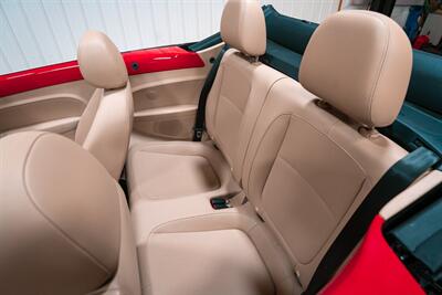 2017 Volkswagen Beetle Convertible 1.8T S   - Photo 16 - Sylvania, OH 43560