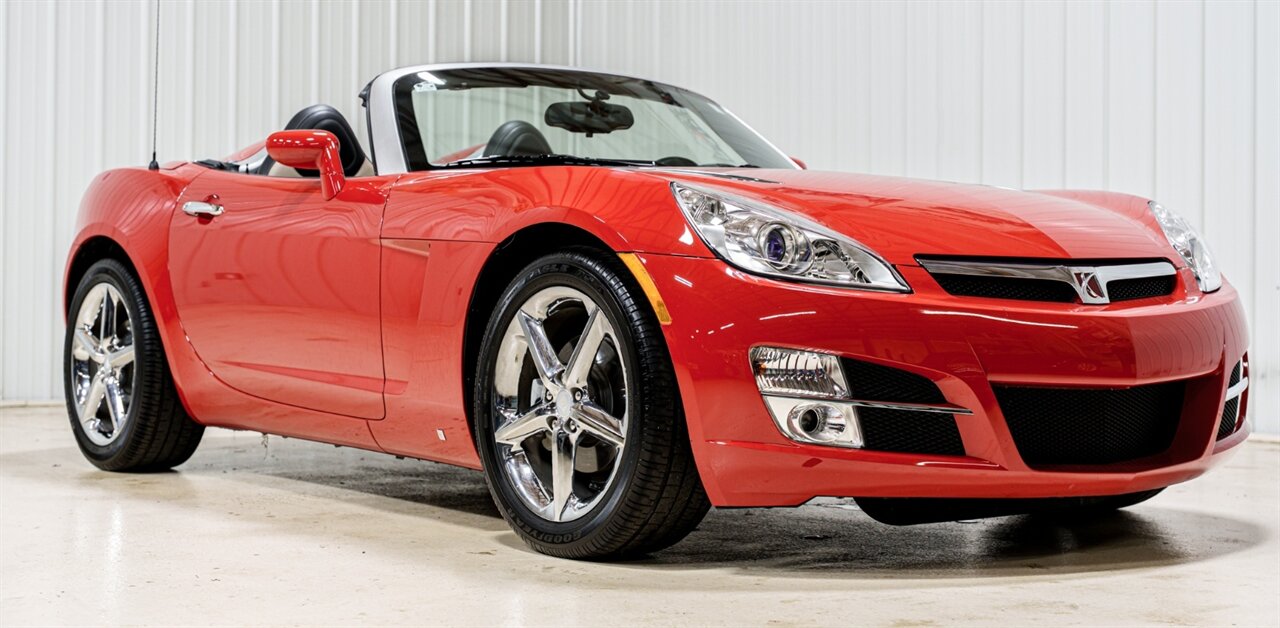 2007 Saturn SKY   - Photo 1 - Sylvania, OH 43560