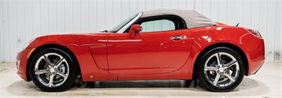 2007 Saturn SKY - Photo 2 - Sylvania, OH 43560