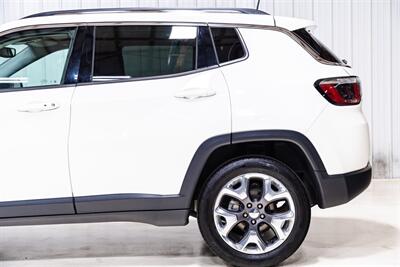 2019 Jeep Compass Limited   - Photo 3 - Sylvania, OH 43560